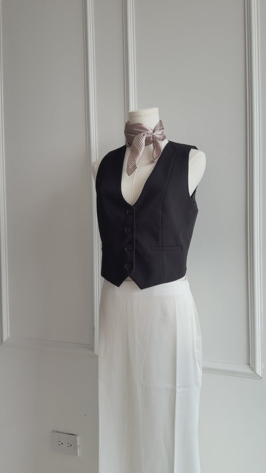 Chaleco Zara/ Falda Ters